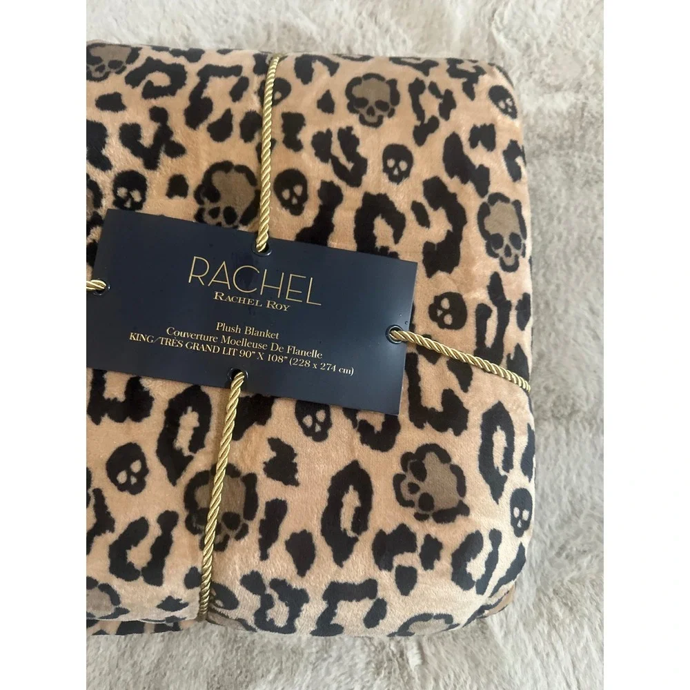 Rachel Roy King Plush Blanket Leopard Skull Print Halloween Black Tan 90x108 NEW